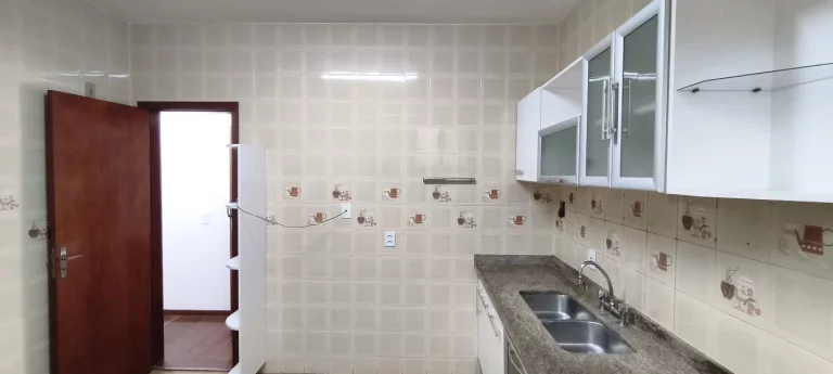 Imagem Apartamento para Venda em Nova Friburgo, Centro, 3 dormitórios, 1 suíte, 3 banheiros, 1