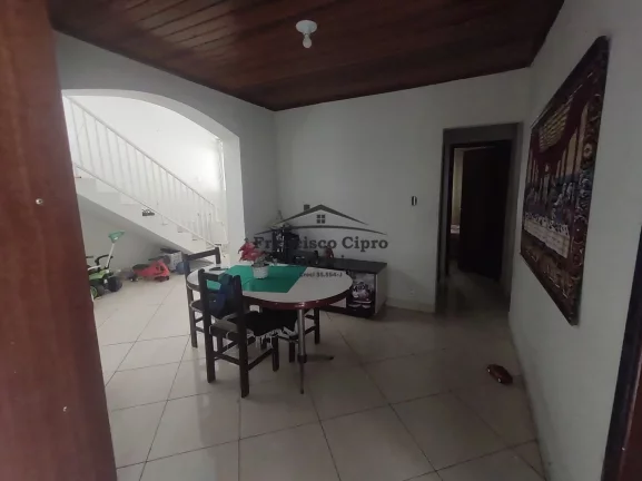 Imagem Casa à venda no bairro CECAP - Guaratinguetá/SP