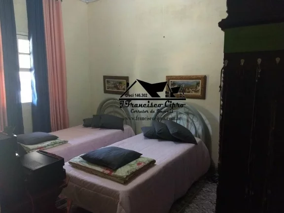 Imagem Casa-Terrea-para-Venda-em-Centro-Guaratingueta-SP