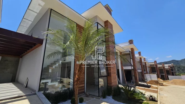 Imagem Casa à venda, 151 m² por R$ 1.450.000,00 - Tijuca - Teresópolis/RJ