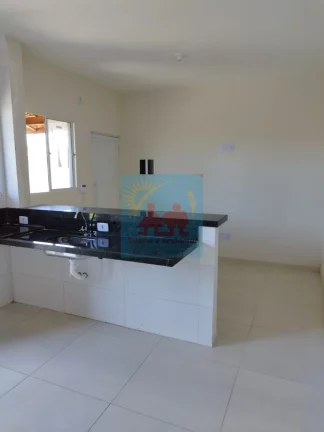 Imagem Casa com Piscina na Praia de Itanhaém com 5 vagas de garagem