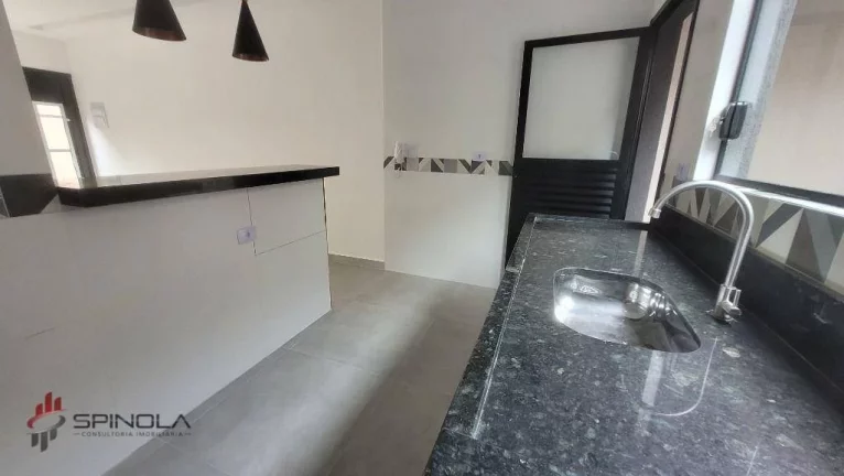 Imagem Sobrado com 2 dormitórios à venda, 57 m² por R$ 350.000,00 - Maracanã - Praia Grande/SP