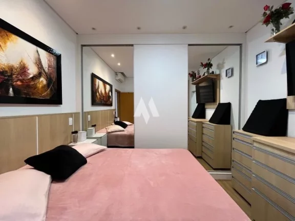 Imagem Casa com 4 quartos, piscina e 2 vagas à Venda, 180 m² na Vila Valença em São Vicente/SP