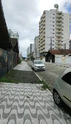 Imagem Casa Térrea na Ocian, 3 Dorms (2 Suítes) | Espaço Gourmet e Perto da Praia - Oportunidade Única!