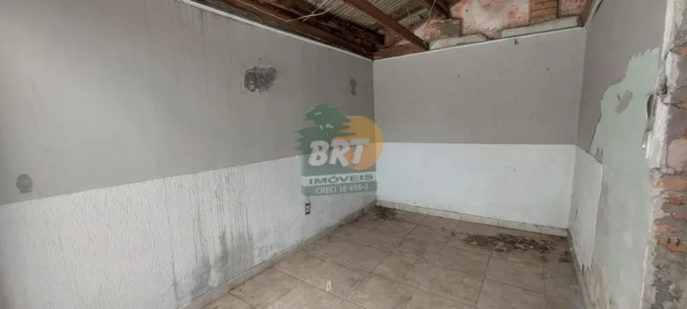 Imagem Casa para Venda em Mairinque, Vila Sorocabana, 2 dormitórios, 1 banheiro, 2 vagas