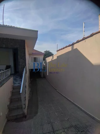 Imagem Casa Ampla com 4 Dormitórios, Suíte e Garagem para Até 7 Carros