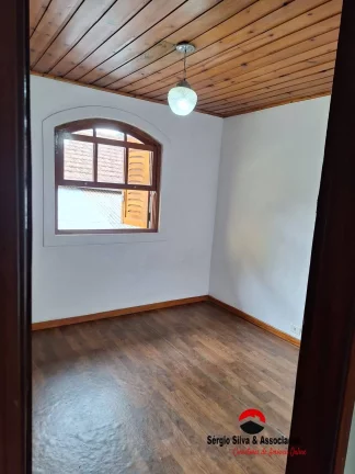Imagem Casa a Venda na Região do Jaguaribe em Campos do Jordão-SP.