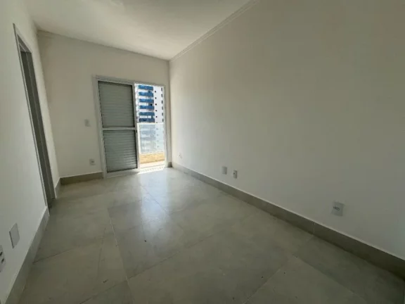 Imagem Apartamento à Venda em Guilhermina, Praia Grande - SP