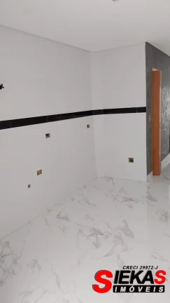 Imagem Imperdível: Casa à venda na Vila Ré, São Paulo-SP, 3 quartos, 1 suíte, 1 sala, 3 banheiros, 2 vagas de garagem, 108m².