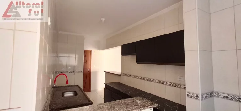 Imagem Apartamento à venda na Aviação, Praia Grande-SP: 2 quartos, 1 suíte, 1 sala, 2 banheiros, 1 vaga - 76m². Venha conferir!