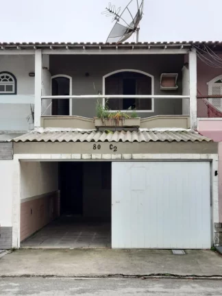 CASA RESIDENCIAL em Cabo Frio - RJ, Palmeiras