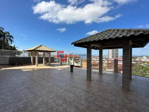 Imagem Linda casa triplex com ótima vista para o mar praia do Grant- Itajuba Barra