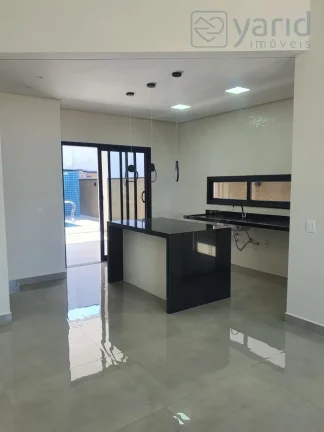 Imagem Imóvel Residencial à Venda em Cidade - Bairro 3 Quartos, 3 Suítes, 2 Salas, 2 Vagas de Garagem 159 m² de Área
