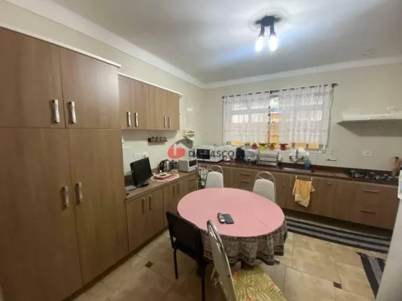 Imagem Casa à venda 2 Quartos, 3 Vagas, 258M², Campestre, Santo André - SP