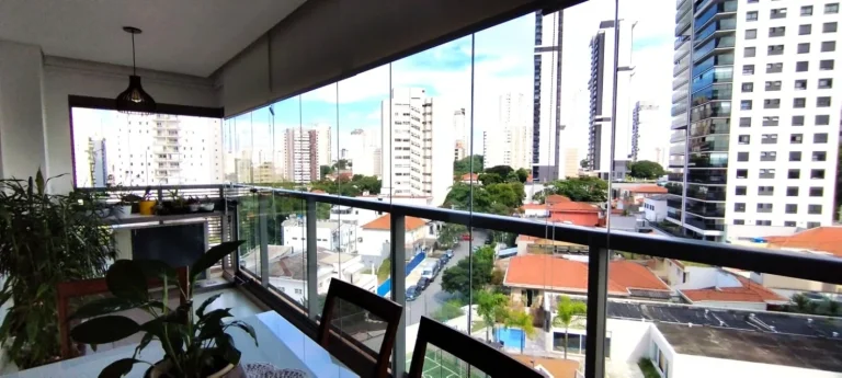 Imagem Apartamento 69M², 2Q, 1 Suíte, 2 Banheiros, Cozinha e Sala Integradas, Varanda, Face Norte, Academia, Piscina, Churrasqueira, Salão de Festas e Jogos.