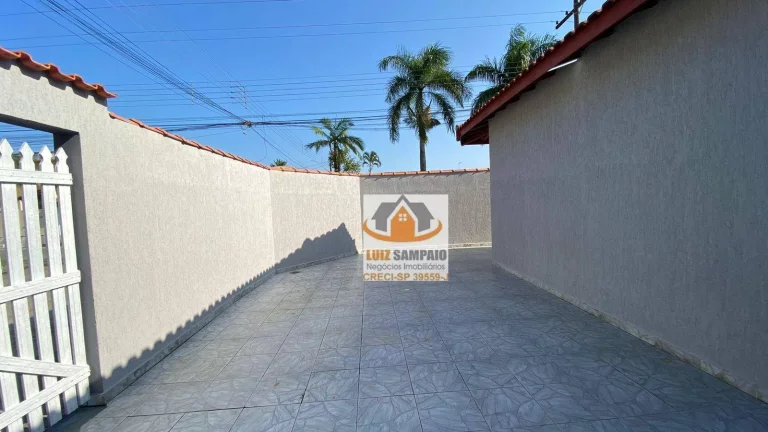 Imagem Casa Isolada, 2 Dormitórios, Amplo quintal, Campos Elíseos, R$ 270.000,.00