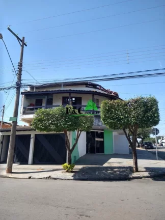 Imagem Sobrado para Venda em Limeira, Vila Queiroz, 3 dormitórios, 1 suíte, 1 banheiro, 1 vaga