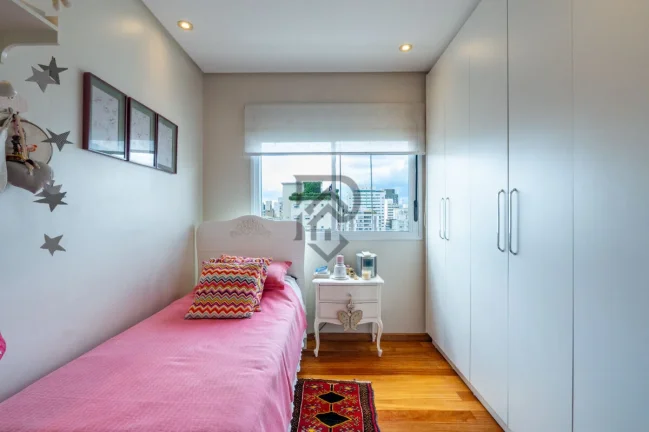 Imagem Apartamento itaim bibi andar alto vista livre
