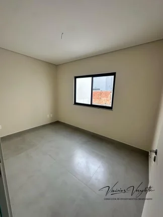Imagem Casa / Sobrado para Venda em Camboriú / SC no bairro Santa Regina