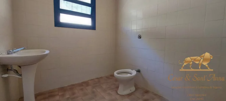 Imagem Casa em Condomínio com preço de Oportunidade em Campos do Jordão/SP