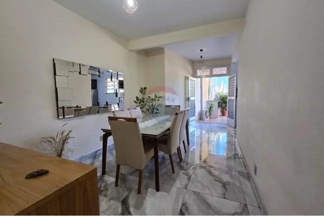 Imagem Casa á venda com 2 quartos com 386m² em Realengo - Rio de Janeiro