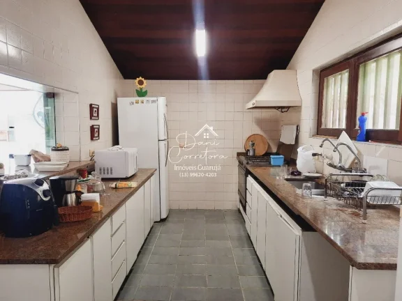 Imagem Casa de luxo em condomínio à venda no Jardim Acapulco, Guarujá-SP: 6 quartos, 2 suítes, 2 salas, 4 banheiros, 4 vagas, 480m²!