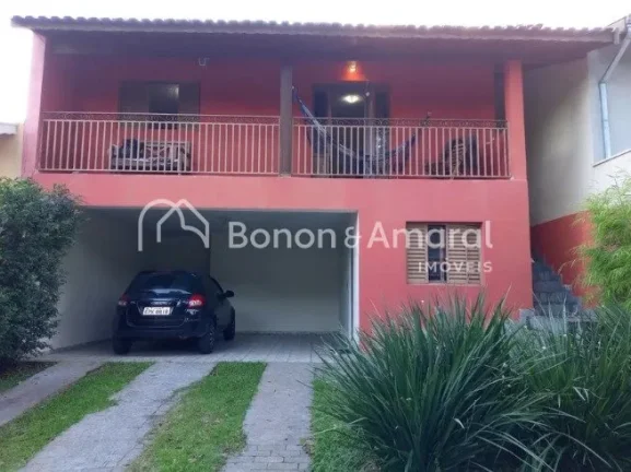 Imagem Excelente oportunidade de compra em Valinhos! Casa aconchegante localizada em um tranquilo condomín...