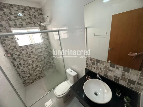 Imagem Linda Casa no Condomínio Bella Vittá: 2 Quartos, Suíte, Área Gourmet e 4 Vagas na Zona Leste de Londrina - O Lar Perfeito para Sua Família!