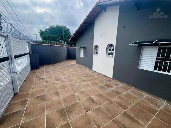 Imagem CASA SEMI-ISOLADA, COM PISCINA, - Apenas R$ 570.000,00