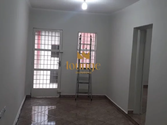 Imagem Casa de Rua à venda em Vila Hortência Z. Leste - Sorocaba/SP
