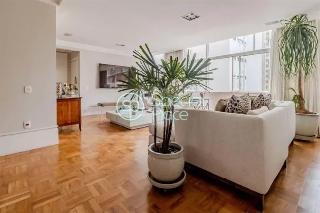 Imagem Apartamento com excelente reforma numa das melhores localizações do Jardim Paulista. Com espaços ...