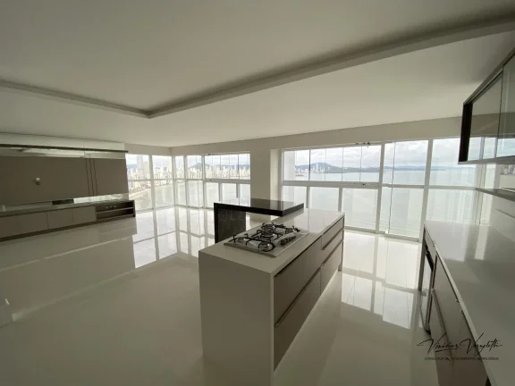 Imagem Frente ao Mar para Venda em Balneário Camboriú / SC no bairro Barra Sul