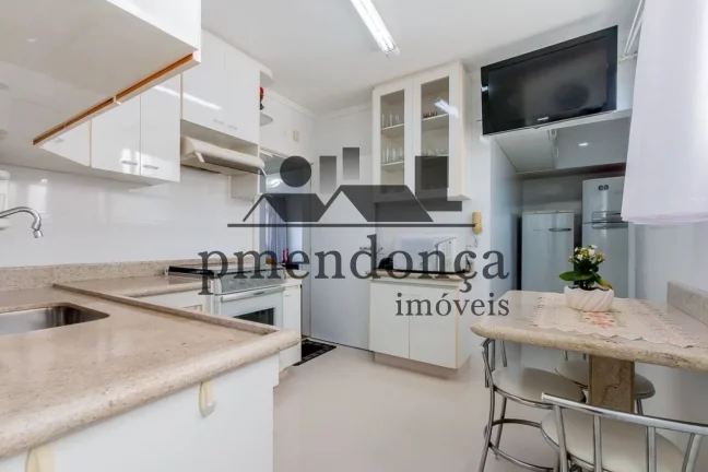 Imagem Apartamento reformado em Perdizes com 105m², 3 quartos (1suíte) e 1 vaga.