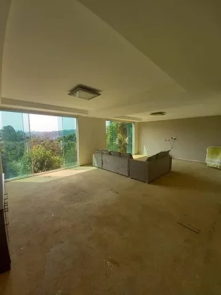 Imagem LINDA CASA A VENDA EM CONDOMINIO FECHADO - NOVA FRIBURGO.