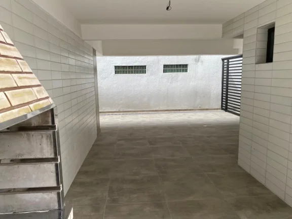 Imagem Casa em condomínio à venda em Santos