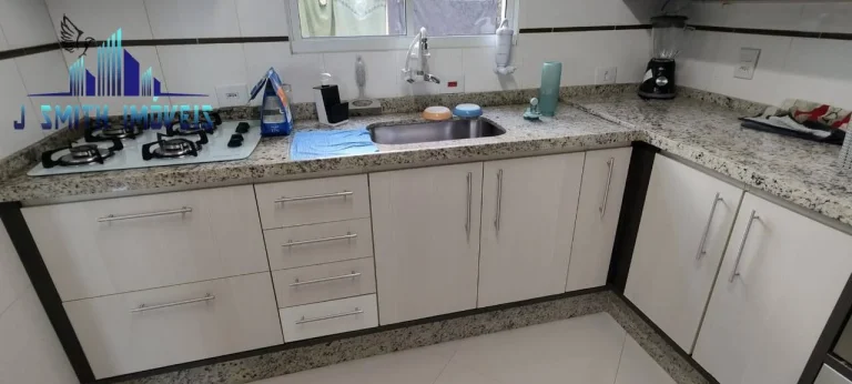 Imagem CASA MOBILIADA, PRONTA PRA MORAR, 3 DORMS (1 SUÍTE). VENDA PORTEIRA FECHADA