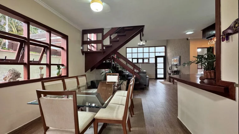 Imagem Maravilhoso sobrado à venda em São Lourenço - Bertioga - R$ 2.100.000,00