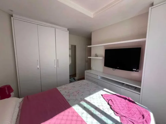 Imagem Apartamento mobiliado com 3 dormitórios sendo 3 suítes e 2 vagas de garagem em Balneário Camboriú