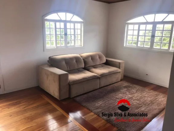Imagem Casa a Venda Com 05 Quartos, Região de Descansópolis em Condomínio Fechado.