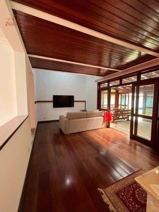 Imagem Casa Alto Padrão em Condomínio Fechado - 310m² - 4 dormitórios.