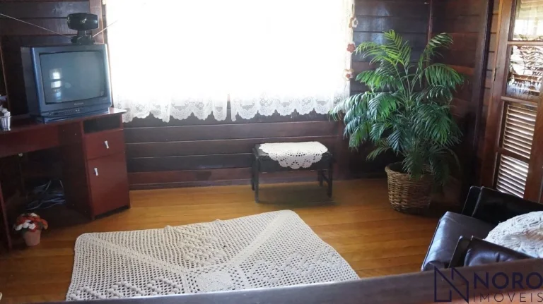 Imagem Lindíssima chácara, 2,1ha, acesso asfaltado, com sede, cocheiras, horta, pomar,