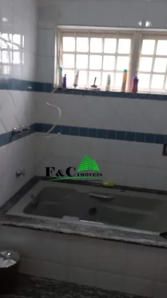 Imagem Casa para Venda em Araras, Jardim Luiza Maria, 2 dormitórios, 1 suíte, 2 banheiros