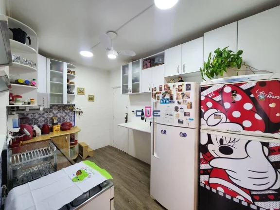 Imagem Apartamento com 2 dormitórios e 2 banheiros à venda, 100 m² por R$ 540.000 - Ponta da Praia - Santos/SP