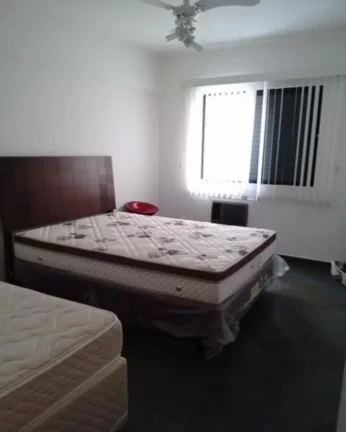Imagem Apartamento à venda no Guarujá na Praia das Pitangueiras.