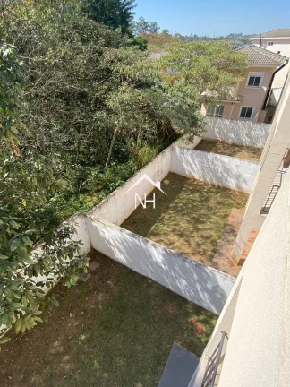 Imagem Casa em condomínio fechado com 3 suítes, 2 vagas na Ganja Viana.