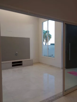 Imagem Casa nova com 3 suítes no Condomínio Acapulco