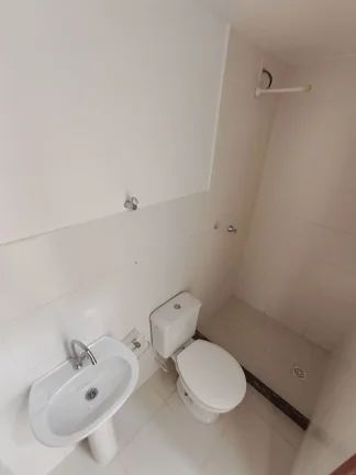 Imagem Condomínio Jardim Alcântara 2 - Apartamento com 2 quartos (1 suíte) e sacada em Santa Luzia, São Gonçalo/RJ