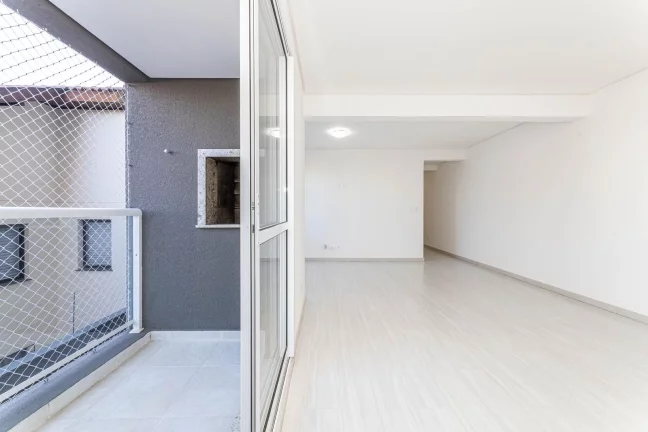 Imagem Apartamento de dois quartos no Bacacheri