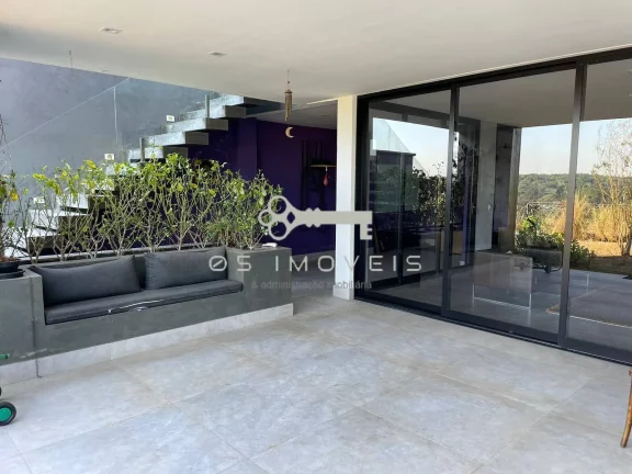 Imagem Casa à venda na Granja Viana com vista para o Golf e 4 suítes COND. FECHADO