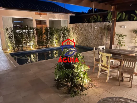 Imagem Linda casa no Condomínio Pedra Verde na Praia do Lázaro perto da praia!